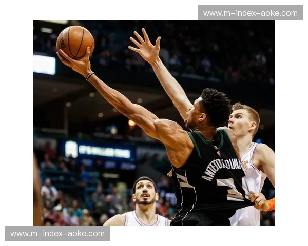 雄鹿防守效率排名滑落 外线轮转速度成为近期主要失分环节